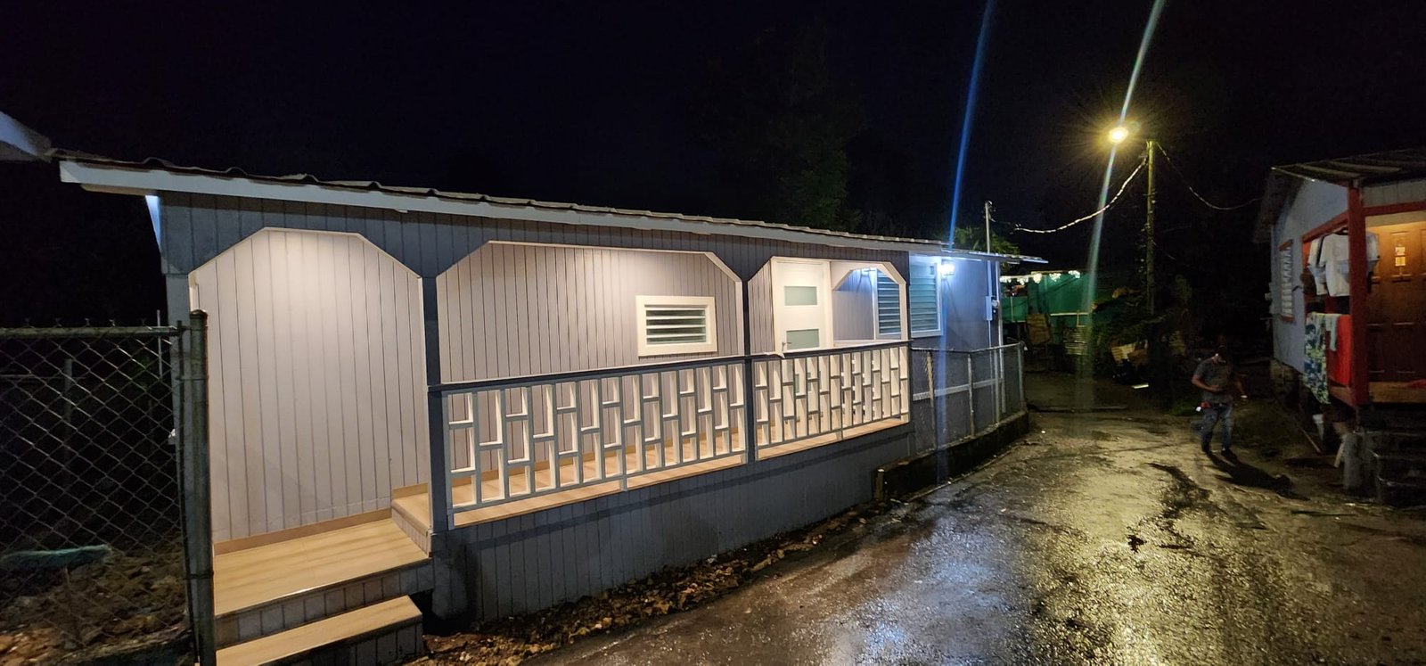 Image hover effect image